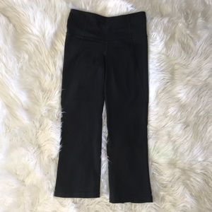 LULULEMON Black Capri | Size 2